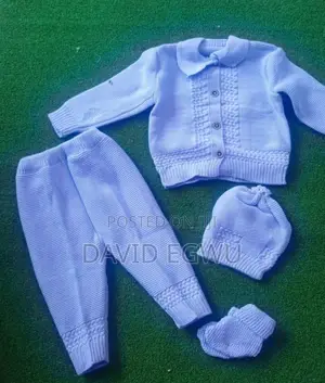 Photo - Baby Sweater/Cardigan Set