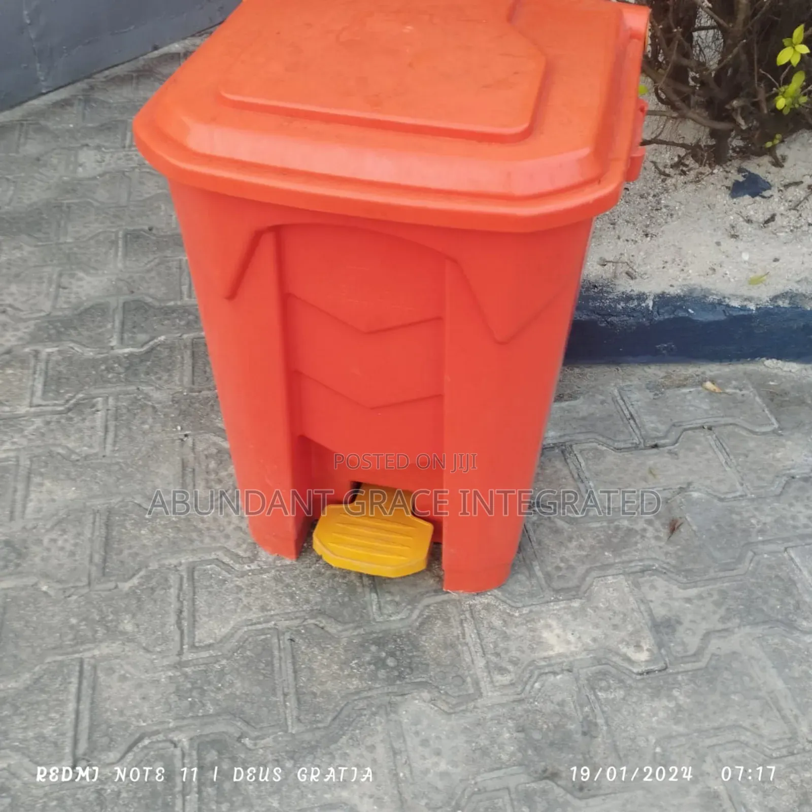 60 Litres Waste Bin Bucket.
