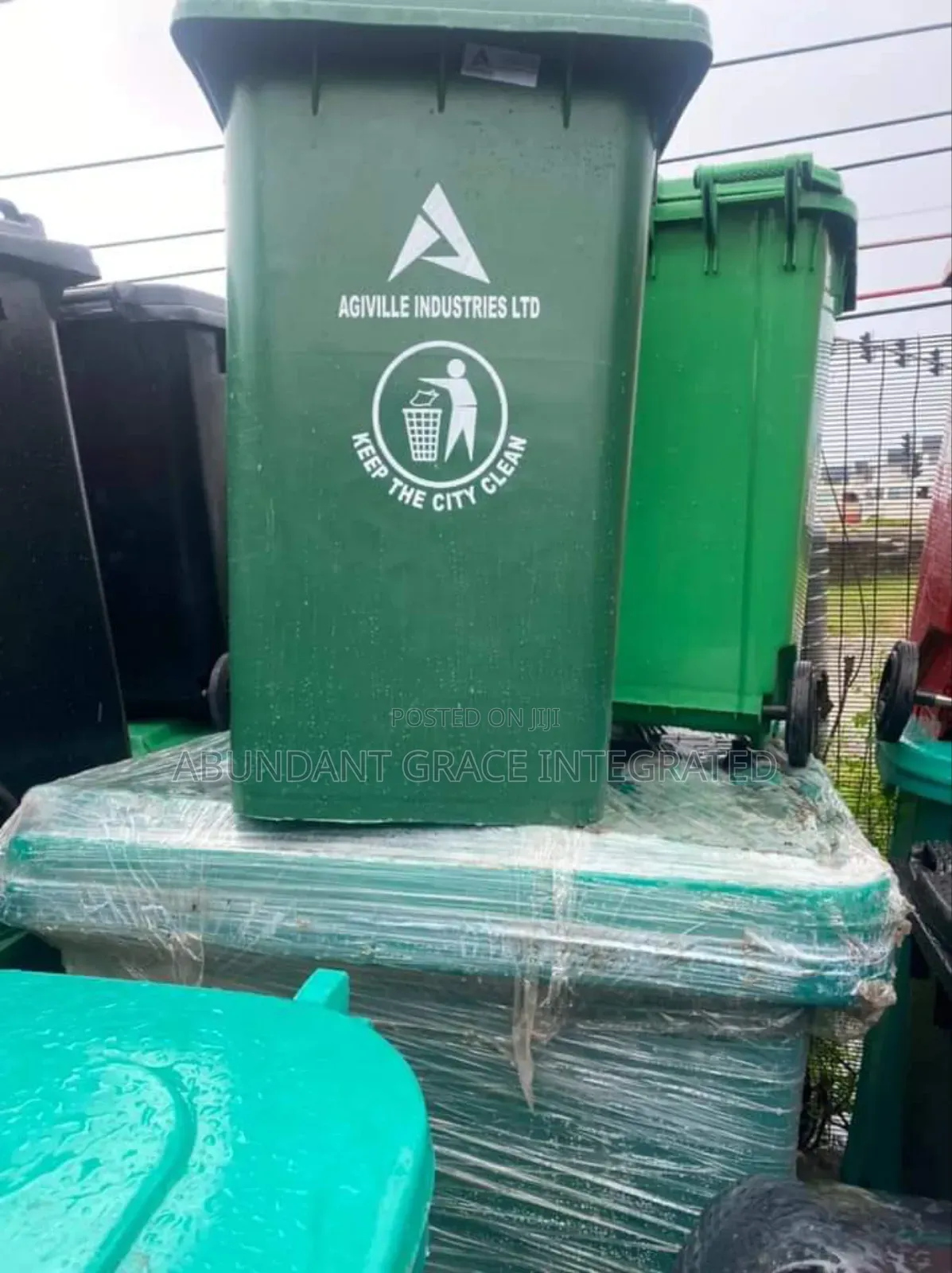 120 Litres Trash Bin Container.
