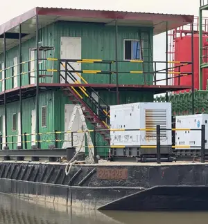 40man Houseboat