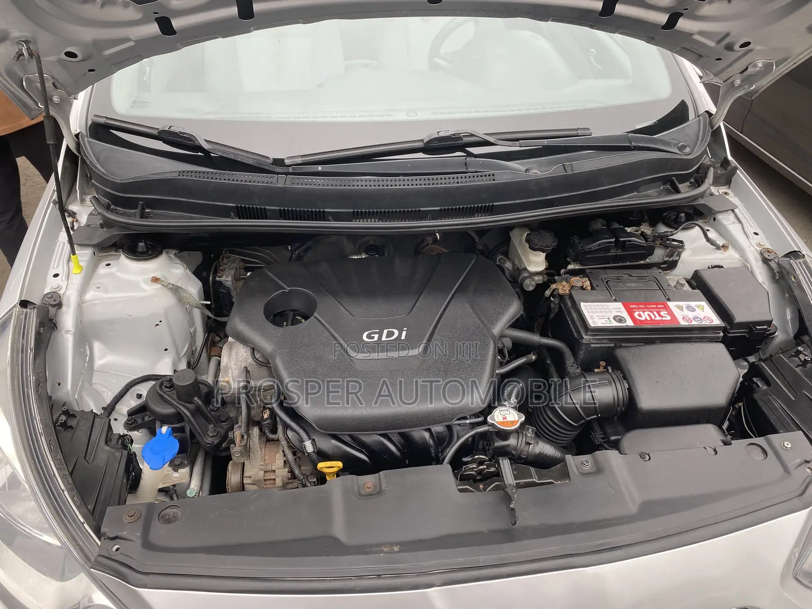 Hyundai Accent SE Automatic 2012 Silver