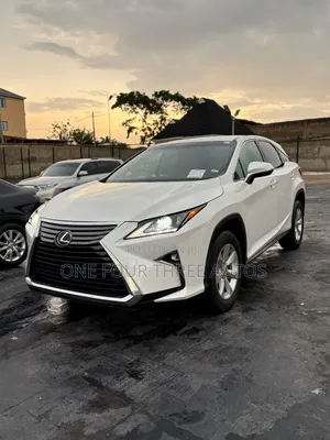 Lexus RX 350 FWD 2017 White