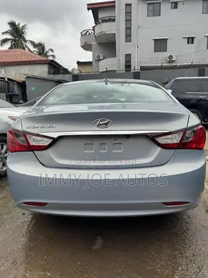 Photo - Hyundai Sonata 2013 Blue