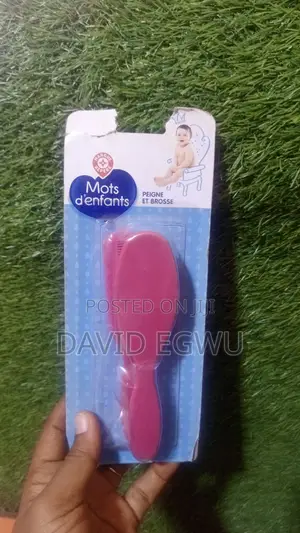 Photo - Baby Comb And Brush