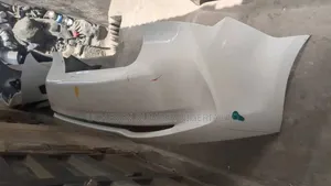 Complete Back Tokunbor Bumper Toyota Avensis 2020