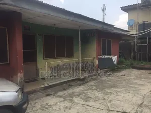 Photo - Land Measuring 1000sqm With Demolishable Bungalow,