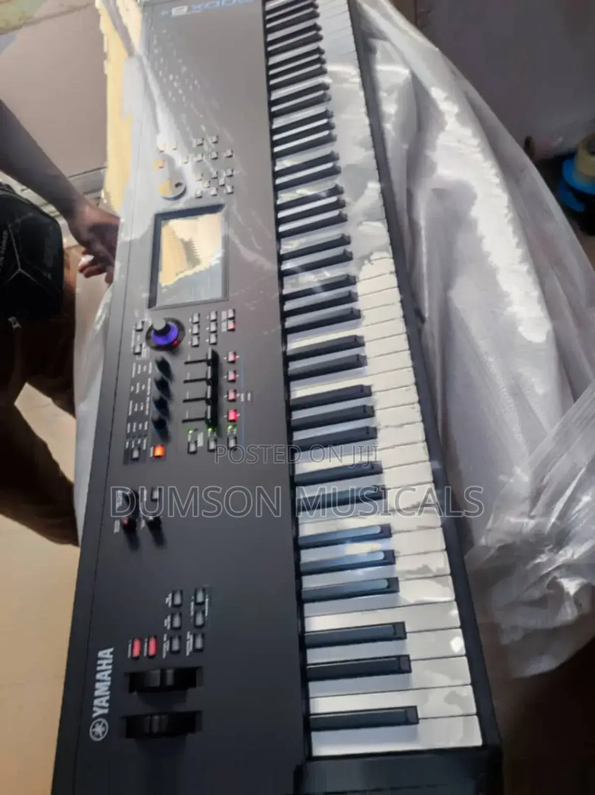 Modx 8 Plus Synthesizer 88 Keys Professional Keyboard Modx8+ Plus