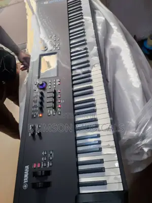 Modx 8 Plus Synthesizer 88 Keys Professional Keyboard Modx8+ Plus