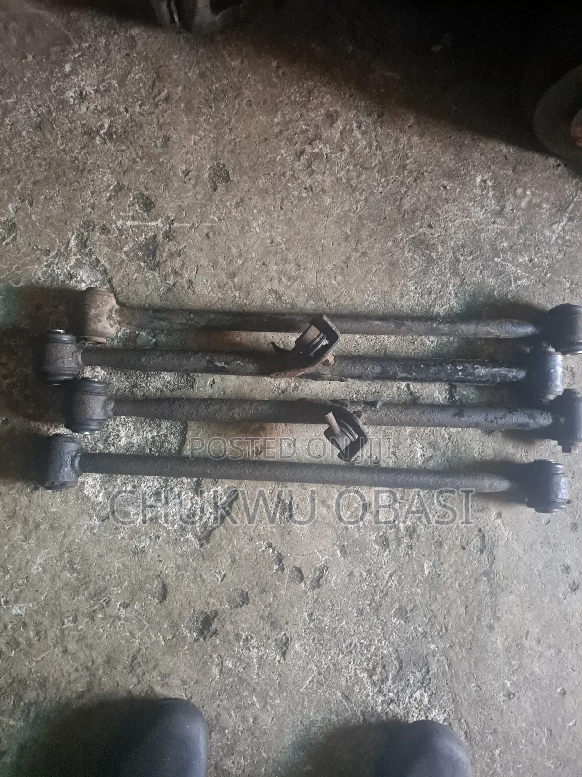 Back Rod for Rav4 2002-2005