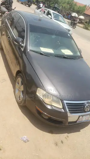 Photo - Volkswagen Passat 2.0 TDi Highline 2009 Gray