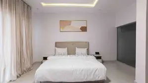 Brand New Luxury 2-Bed Penthouse With Pool at Lekki Right