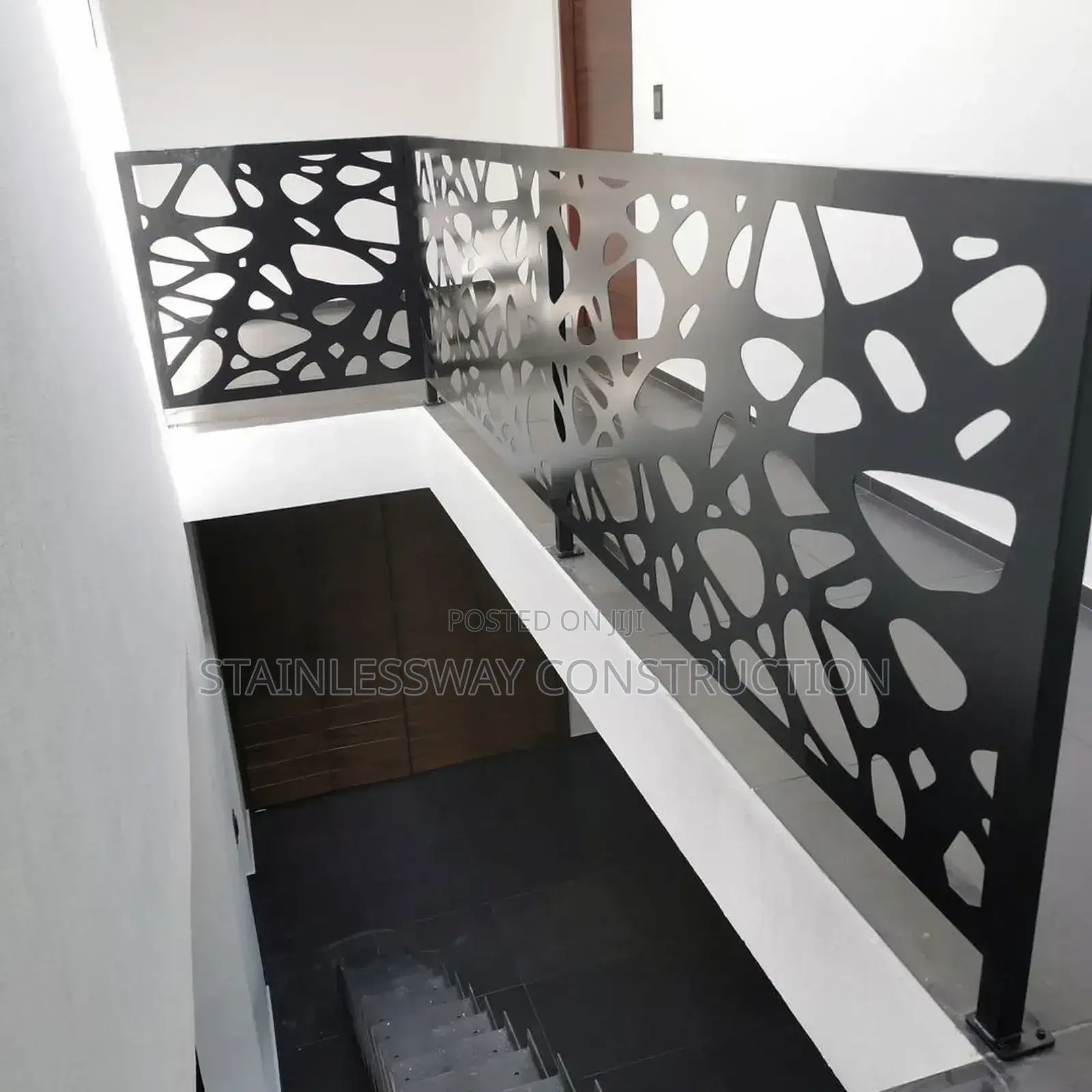 Staircase Laser Handrail With Stainless Top