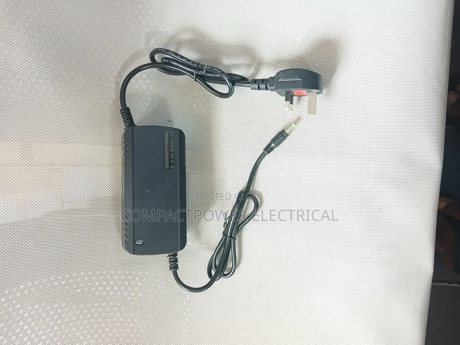 12.6v 4a Smart Lithium Ion Charger