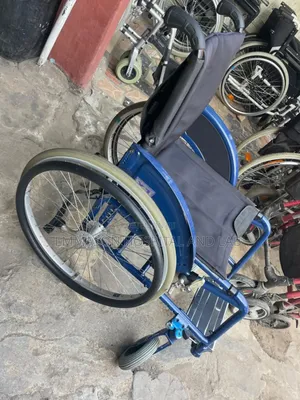 Sports Wheelchair/Foldable and Rugged