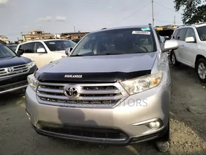 Toyota Highlander Limited 3.5l 4WD 2013 Silver
