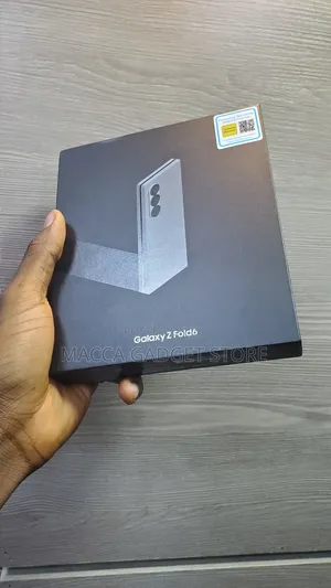 New Samsung Galaxy Z Fold6 256 GB Black