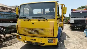 Clean Foreign Used Mercedes Skip Truck 814
