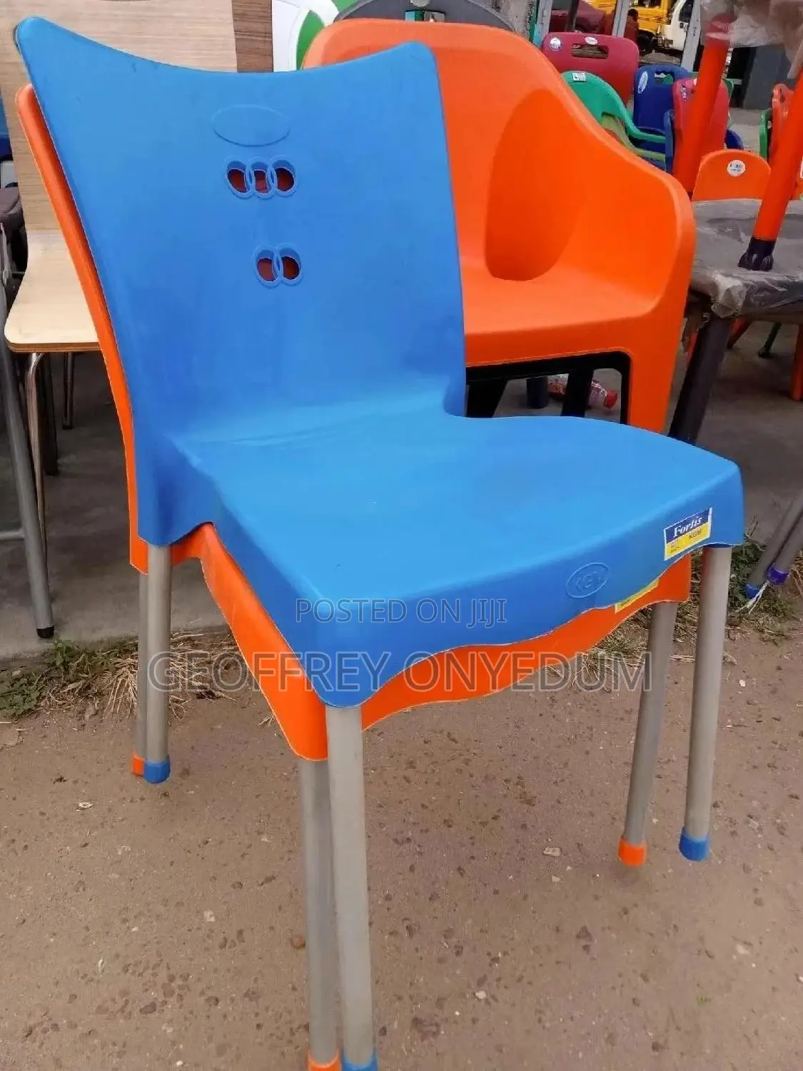 Iron Legs Plastic Chair