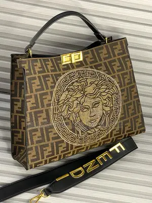 Fendi Luxury Quality Female Hand Bags