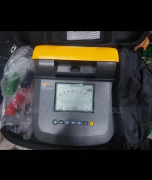 Fluke Digital Insulation Tester