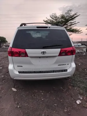 Toyota Sienna CE AWD 2007 White