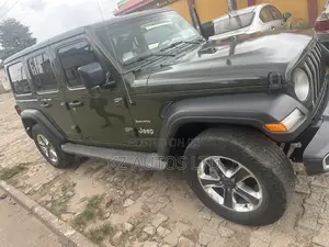 Jeep Cherokee Limited 4x4 2020 Green