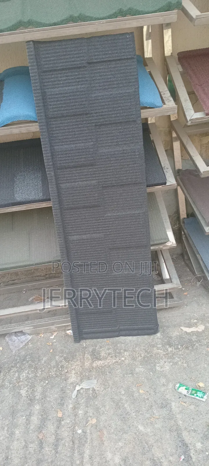 High Gagged Stone Coated
