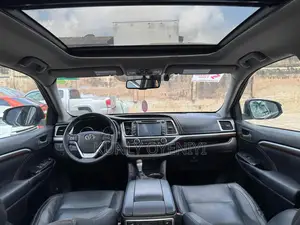 Toyota Highlander Limited Platinum V6 4x4 (3.5L 6cyl 6A) 2016 Black