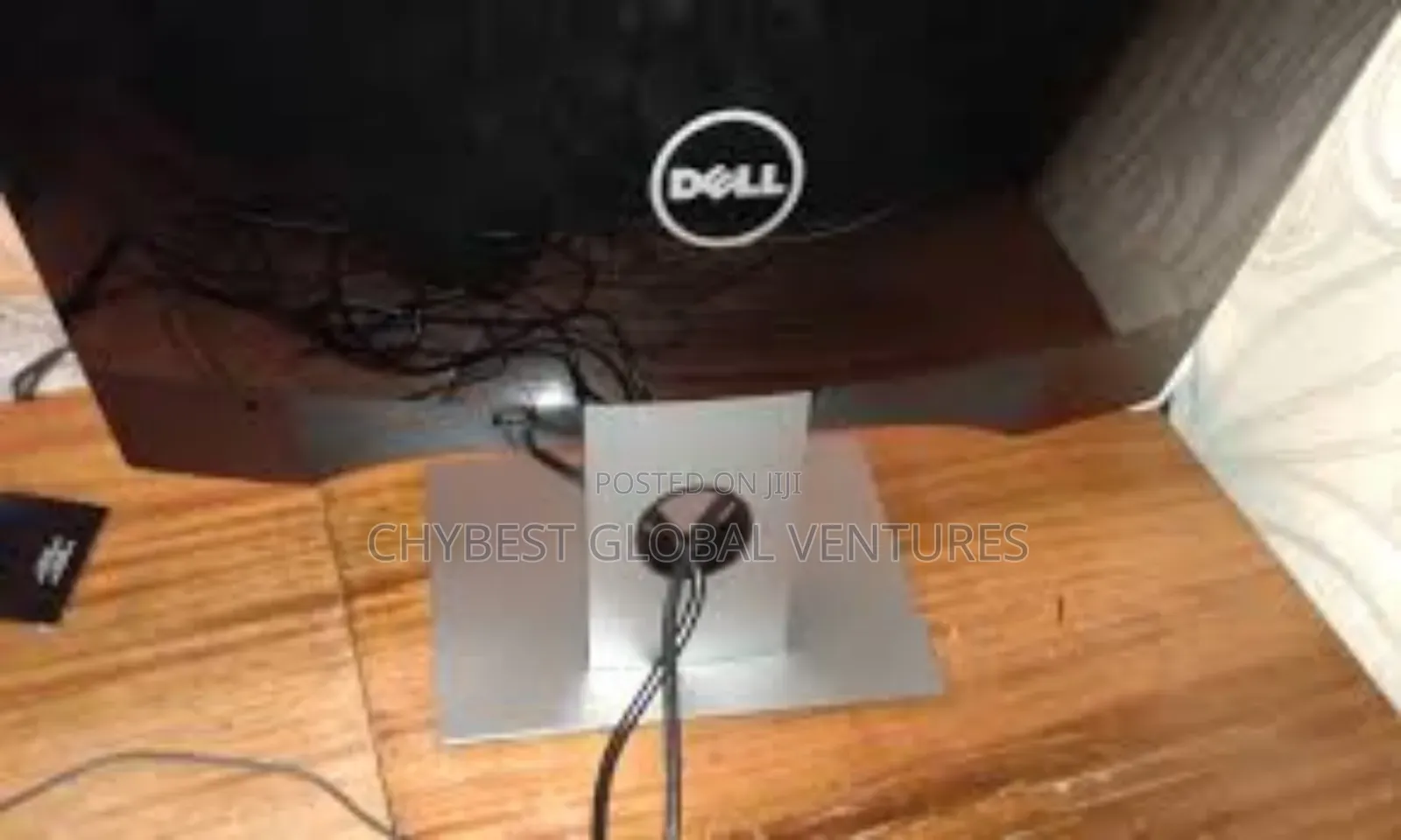 22 Inches Dell Monitor