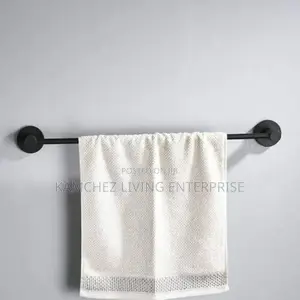 70cm Black Stainless Steel Wall-Mounted Towel Rails– 70cm