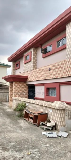 2bdrm Block of Flats in Ajao Estate, Airport Road / Oshodi for sale