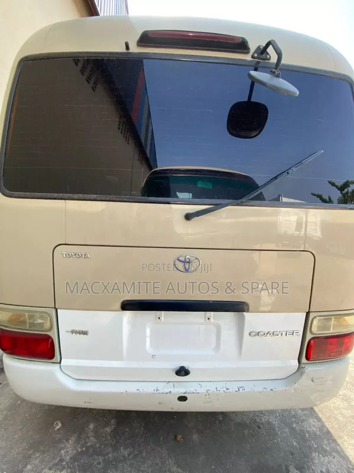 Toyota Coaster 2015 Beige