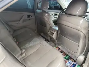 Toyota Camry LE V6 4dr Sedan (3.5L 6cyl 6AM) 2010 Gold