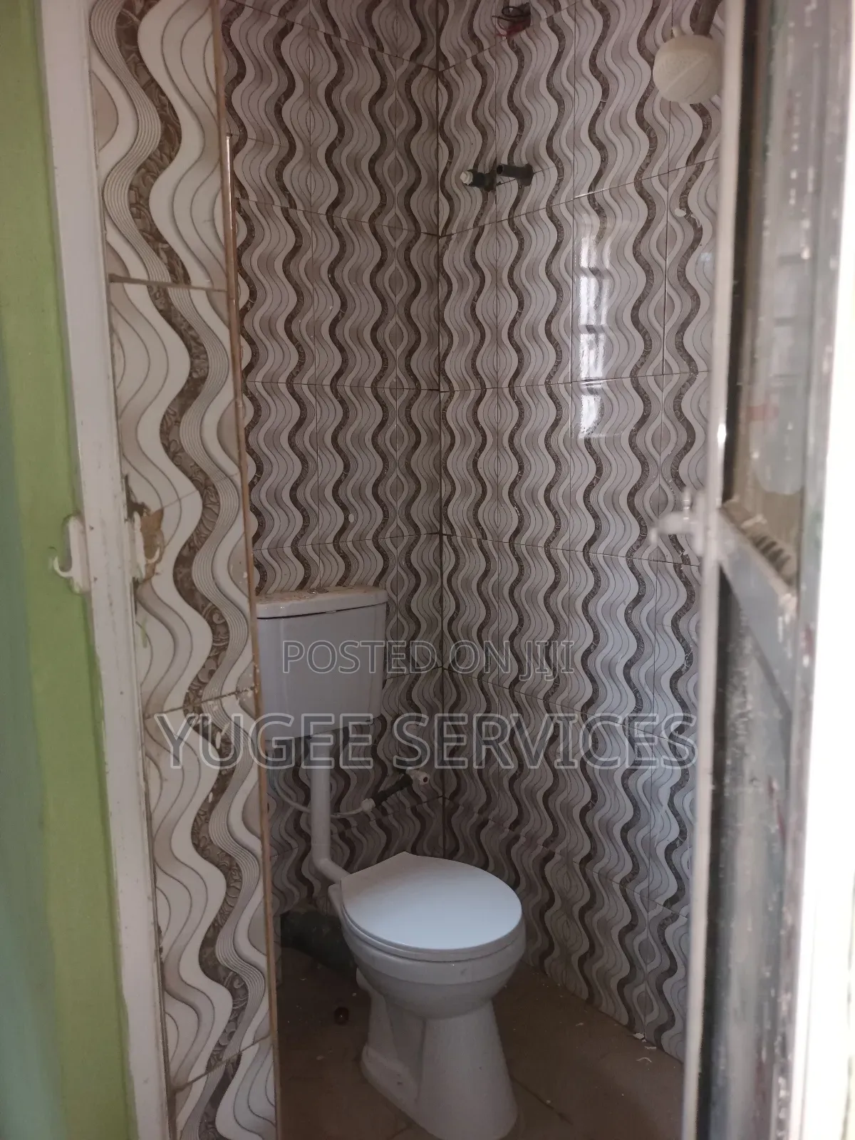 1bdrm Block of Flats in Formal Deputy Asaba, Oshimili South for rent