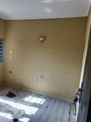 Photo - 1bdrm Block of Flats in Formal Deputy Asaba, Oshimili South for rent