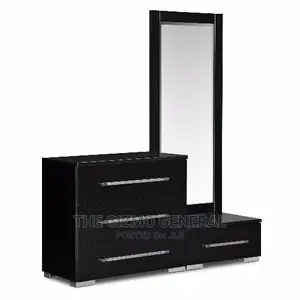02 Dressing Mirror With Additional Drawers