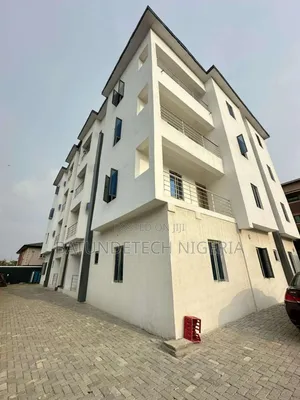 Furnished 3bdrm Apartment in Ikate for sale
