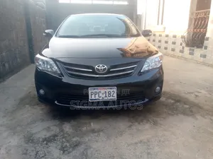 Toyota Corolla LE 4dr Sedan (1.8L 4cyl 4A) 2012 Black