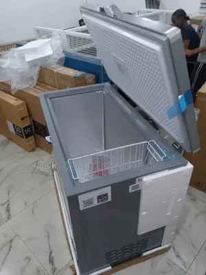 Scanfrost Quiet Operation 300 Litres Chest Freezer