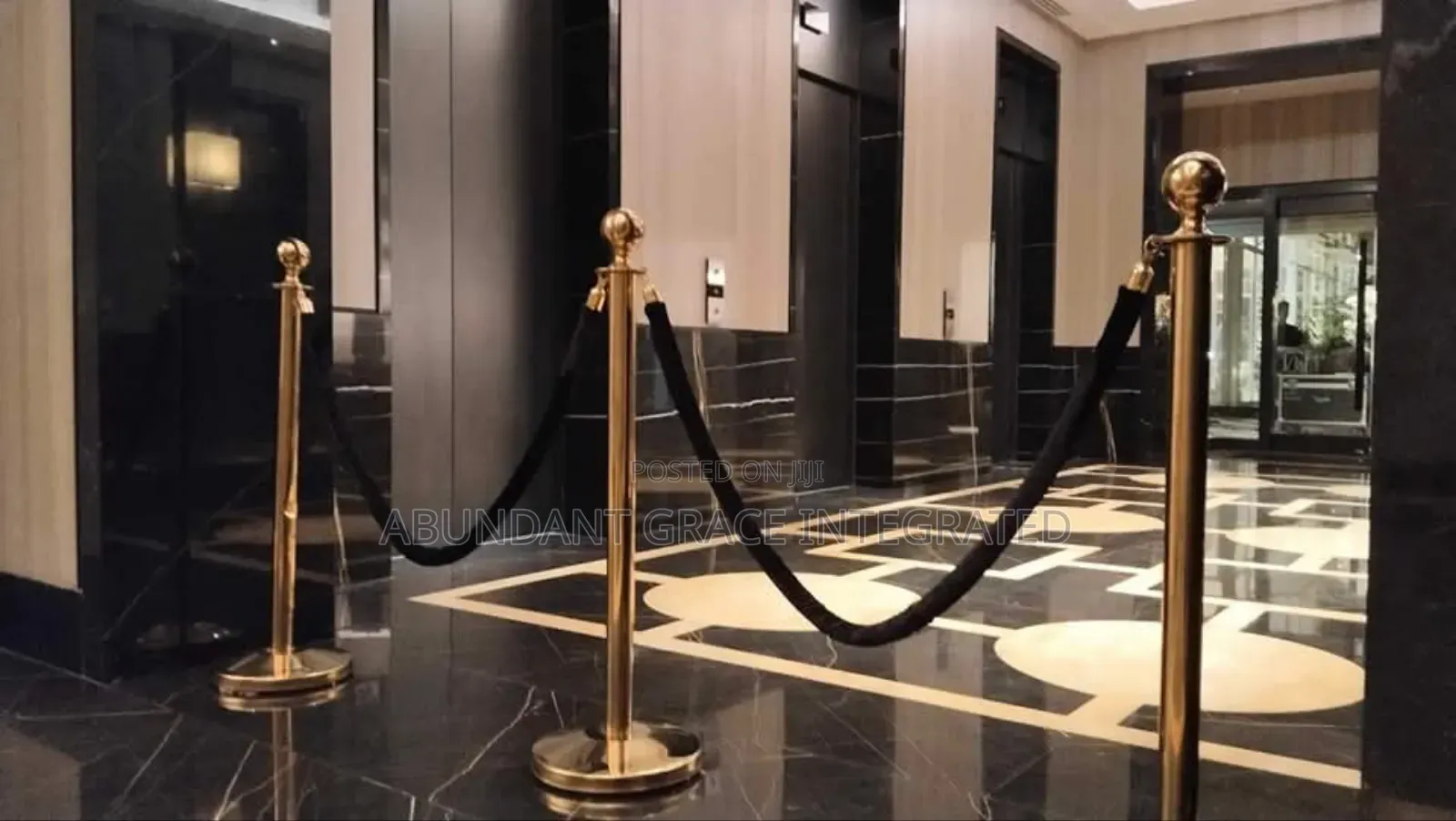Queue Management Rope.