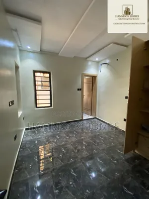2bdrm Block of Flats in Okebadan Estate, Akobo for rent