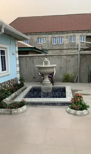 Outdoor Water Fountain (My-cup-overflows)