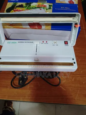 Household Vacuum Sealing Machine