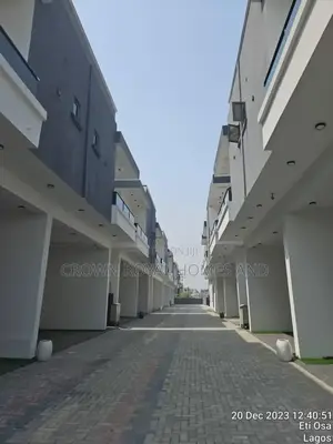 4bdrm Apartment in Costa De Sol Estate., Ikate-Elegushi for rent