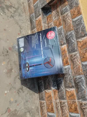 Quite Yet Powerful 18" Bb Standing Fan