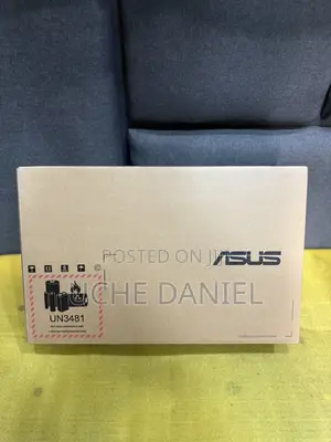 New Laptop Asus VivoBook 15 X505BA 8GB Intel Core I5 SSD 512GB