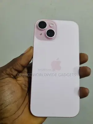 New Apple iPhone 15 128 GB Pink