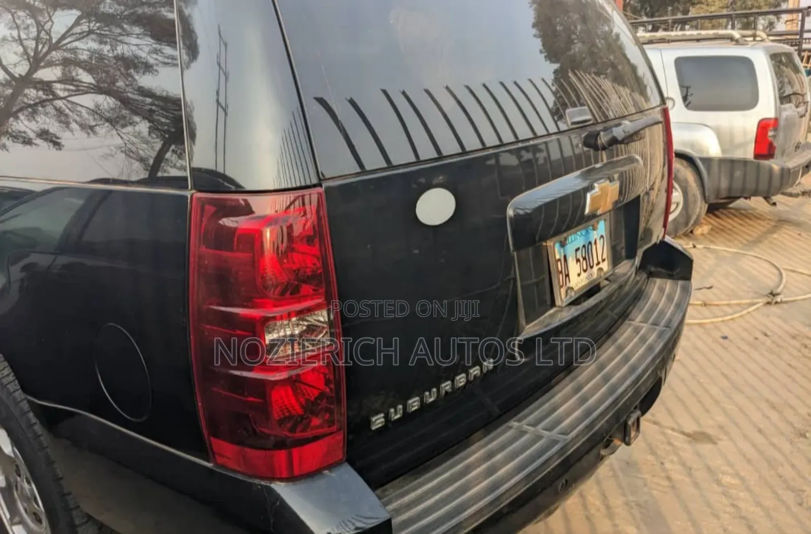Chevrolet Suburban LTZ 1500 2012 Black