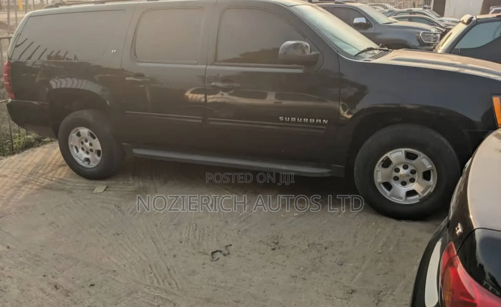 Chevrolet Suburban LTZ 1500 2012 Black