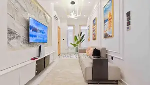 Posh 5-Bedroom Smart Duplex in Ologolo, Lekki